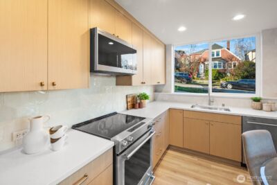 2509 N 42nd Street , Seattle, WA 98103 - Photo 8