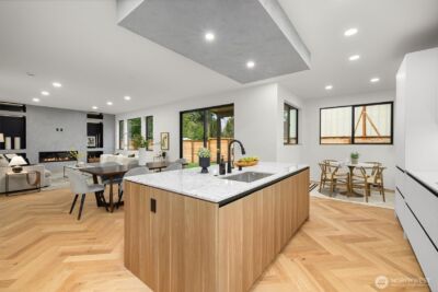 10733 17th Avenue NE, Seattle, WA 98125 - Photo 15