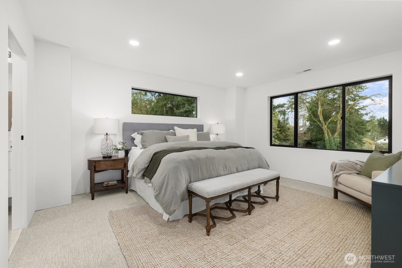 10733 17th Avenue NE, Seattle, WA 98125