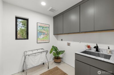 10733 17th Avenue NE, Seattle, WA 98125 - Photo 32