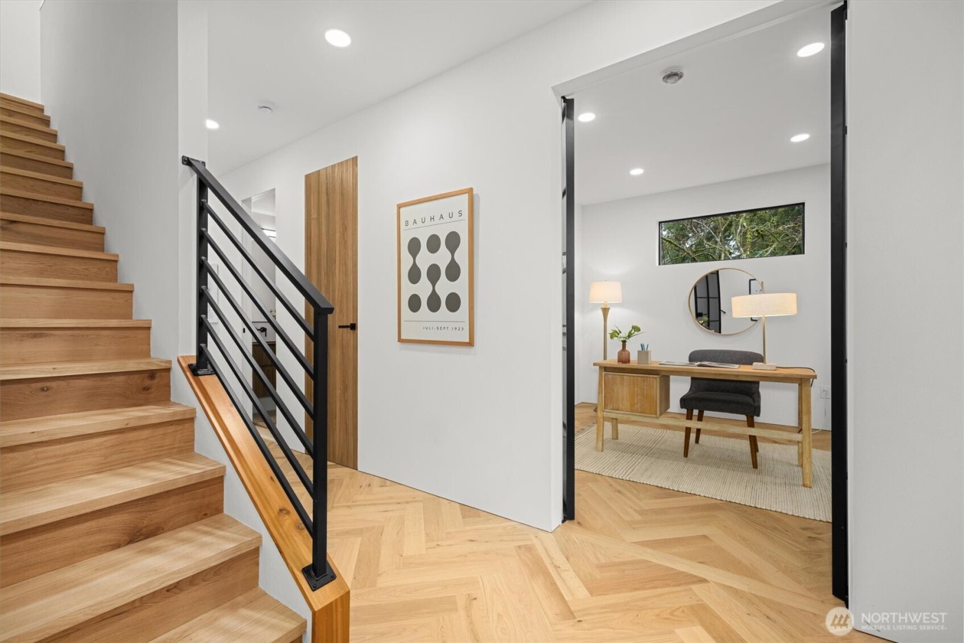 10733 17th Avenue NE, Seattle, WA 98125