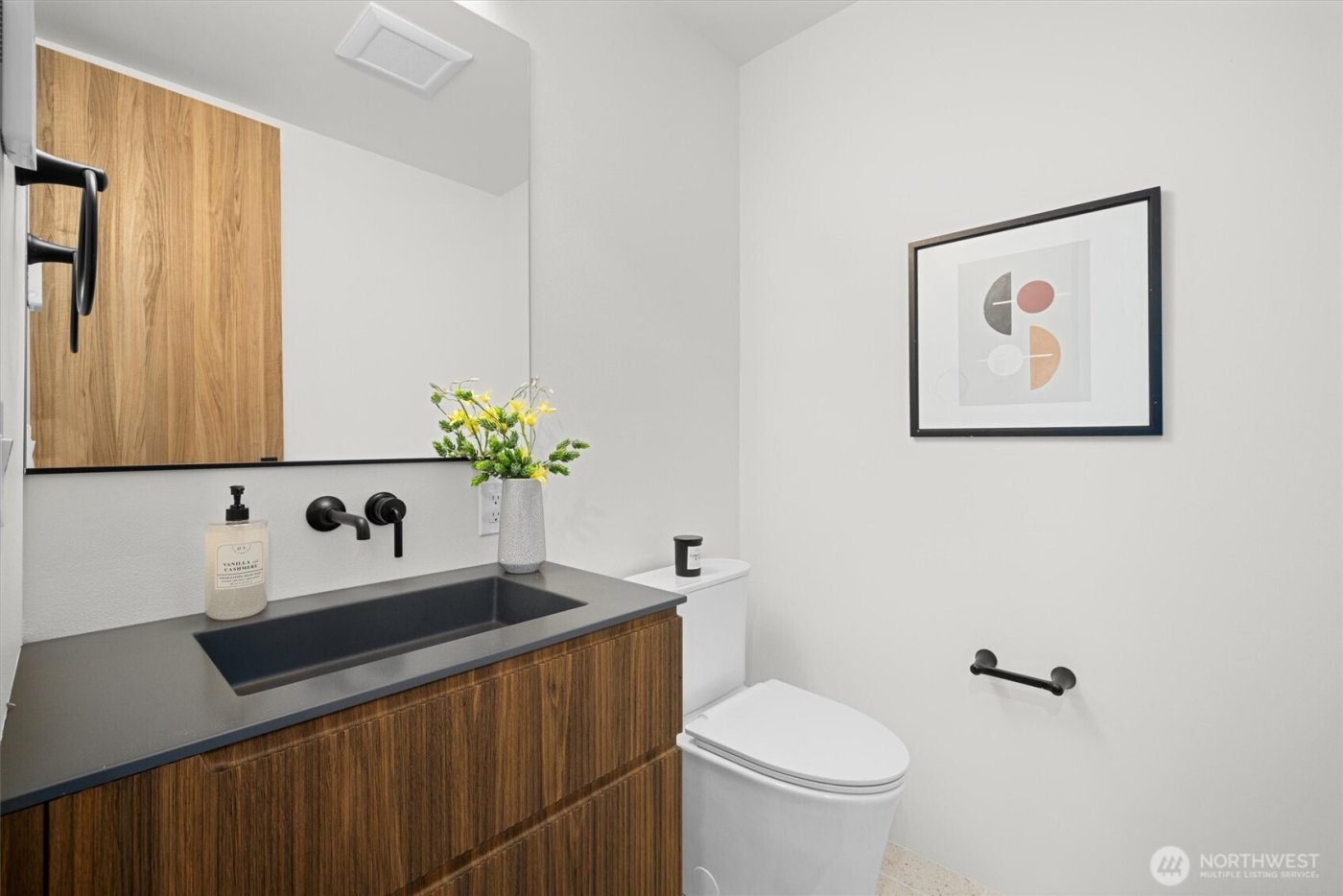 10733 17th Avenue NE, Seattle, WA 98125