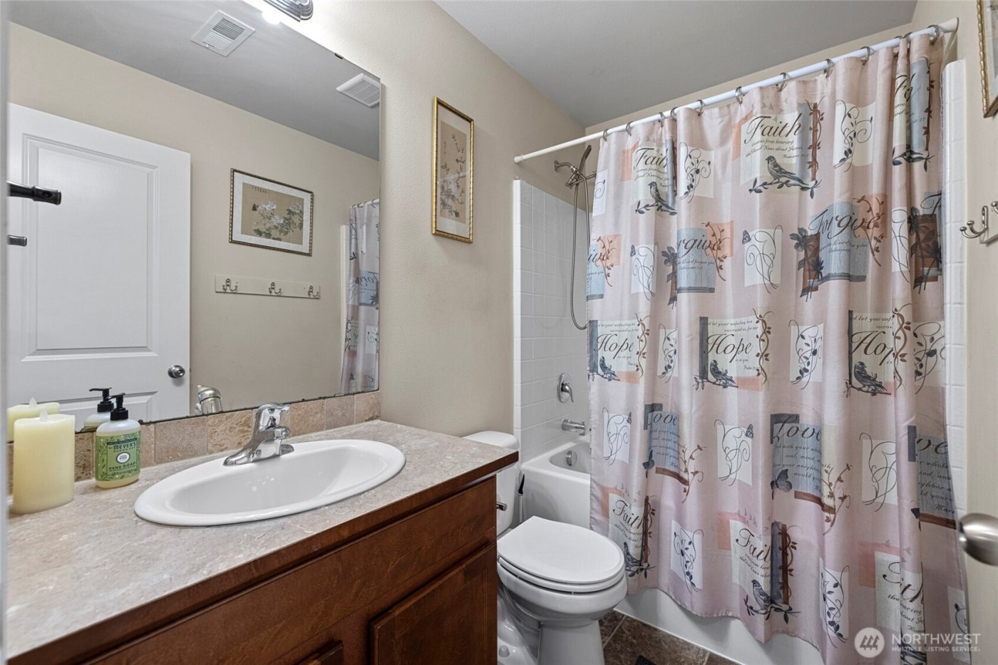 1712 Hillcrest Loop , Mount Vernon, WA 98274