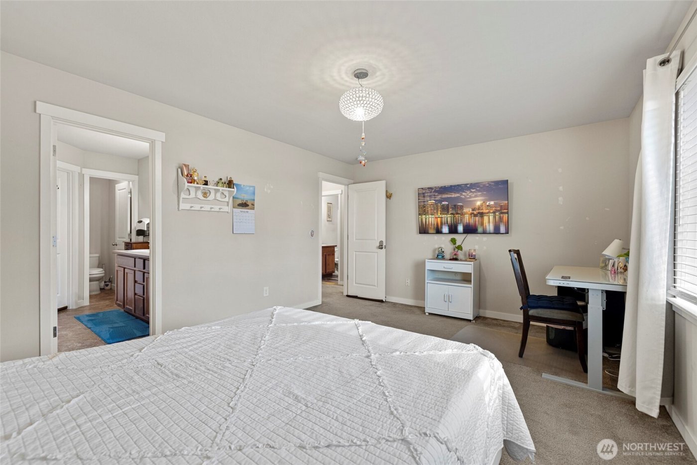 1712 Hillcrest Loop , Mount Vernon, WA 98274