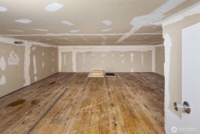 201 Galer Street #305, Seattle, WA 98109 - Photo 26