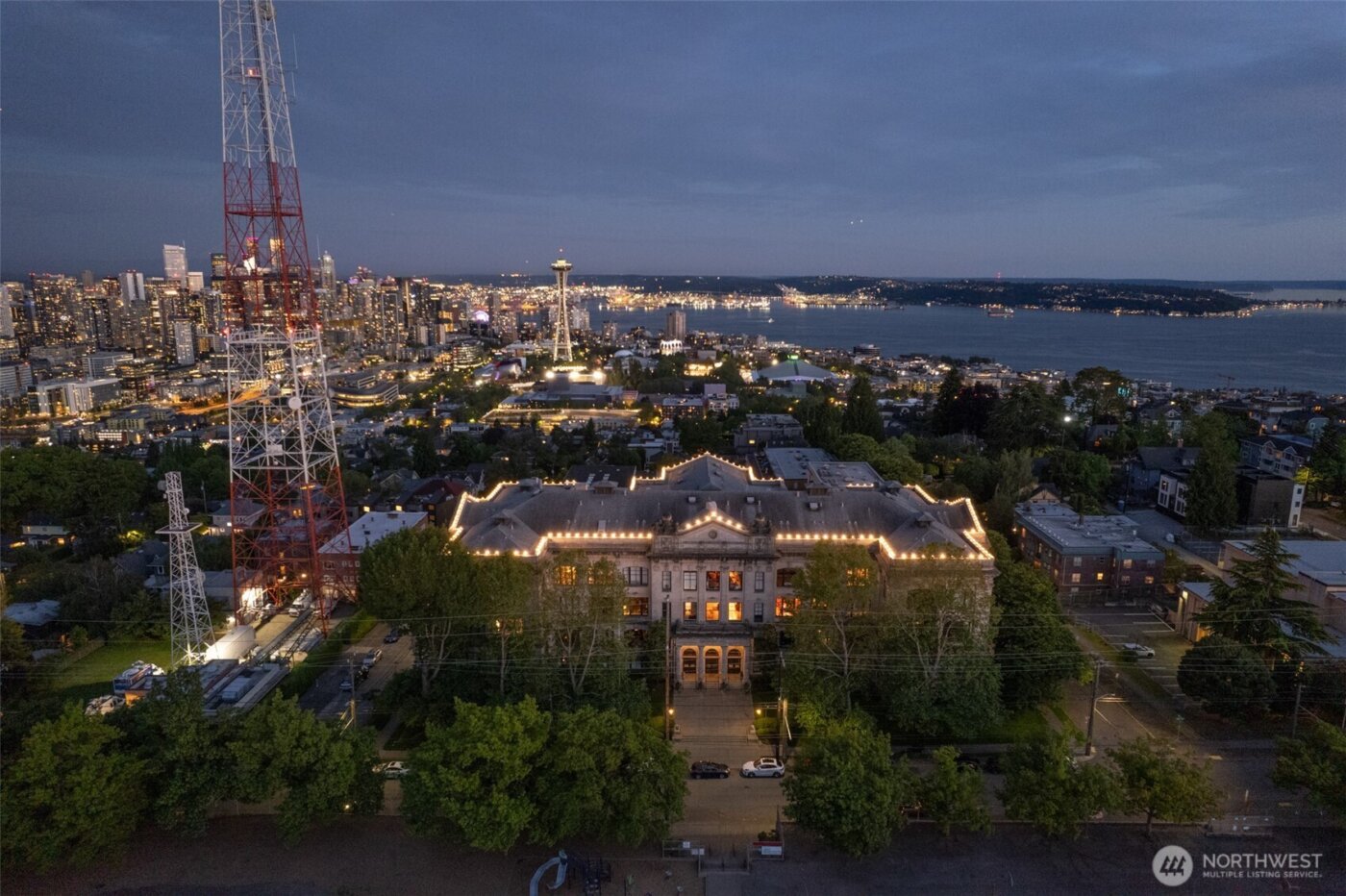 201 Galer Street #305, Seattle, WA 98109