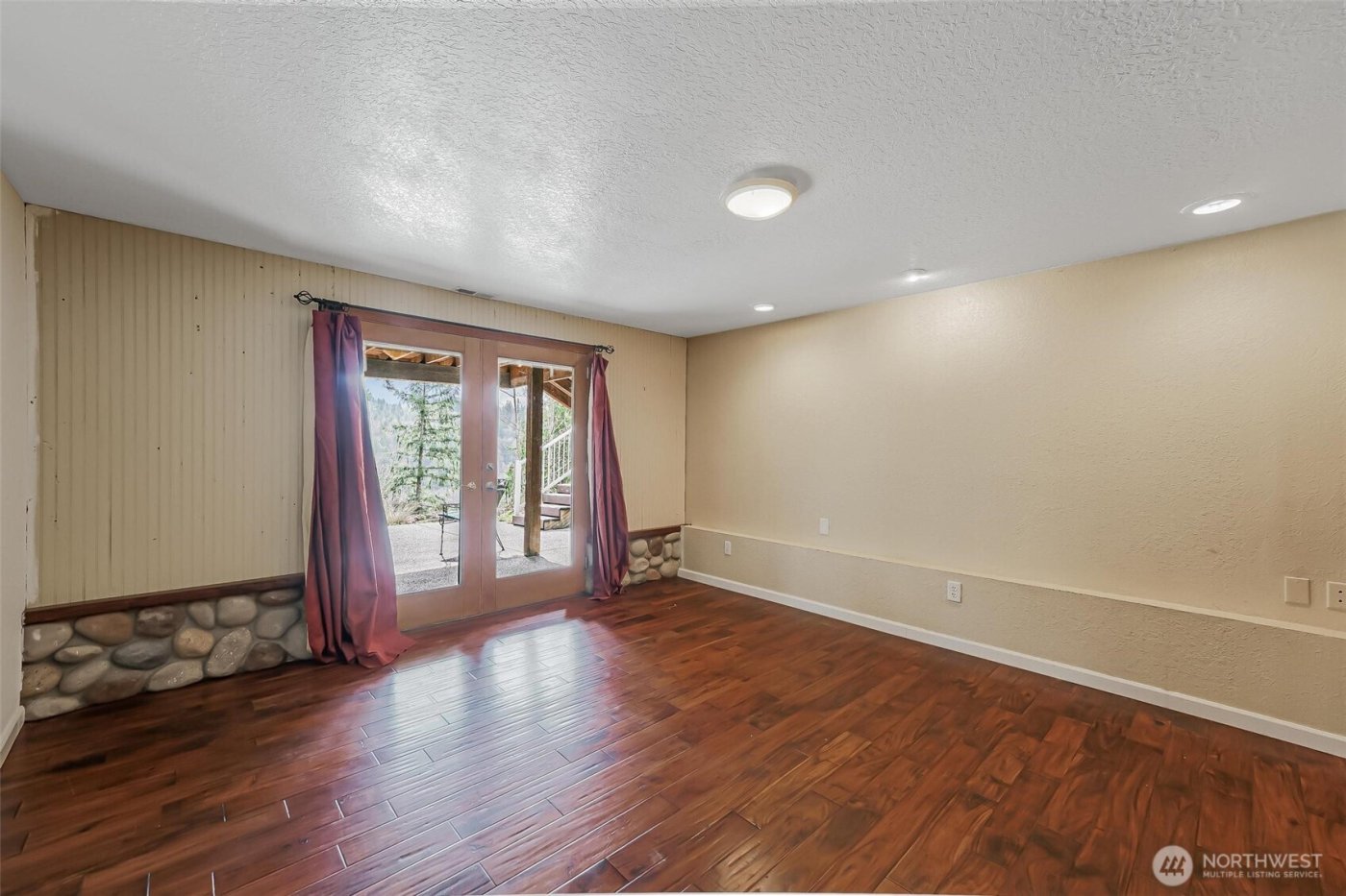 16933 SE 149th Street , Renton, WA 98059