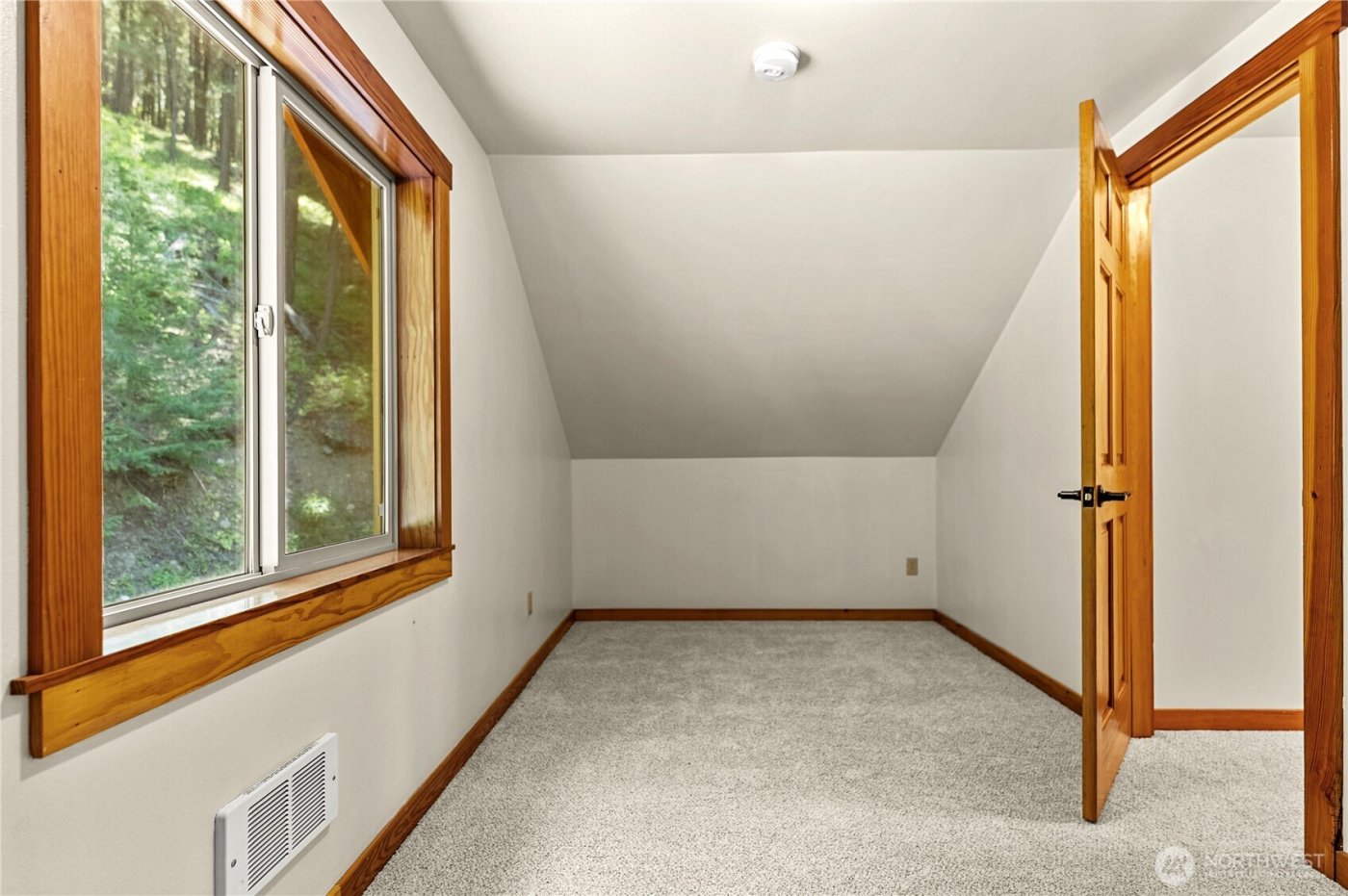 15 Howerton Road , Twisp, WA 98856
