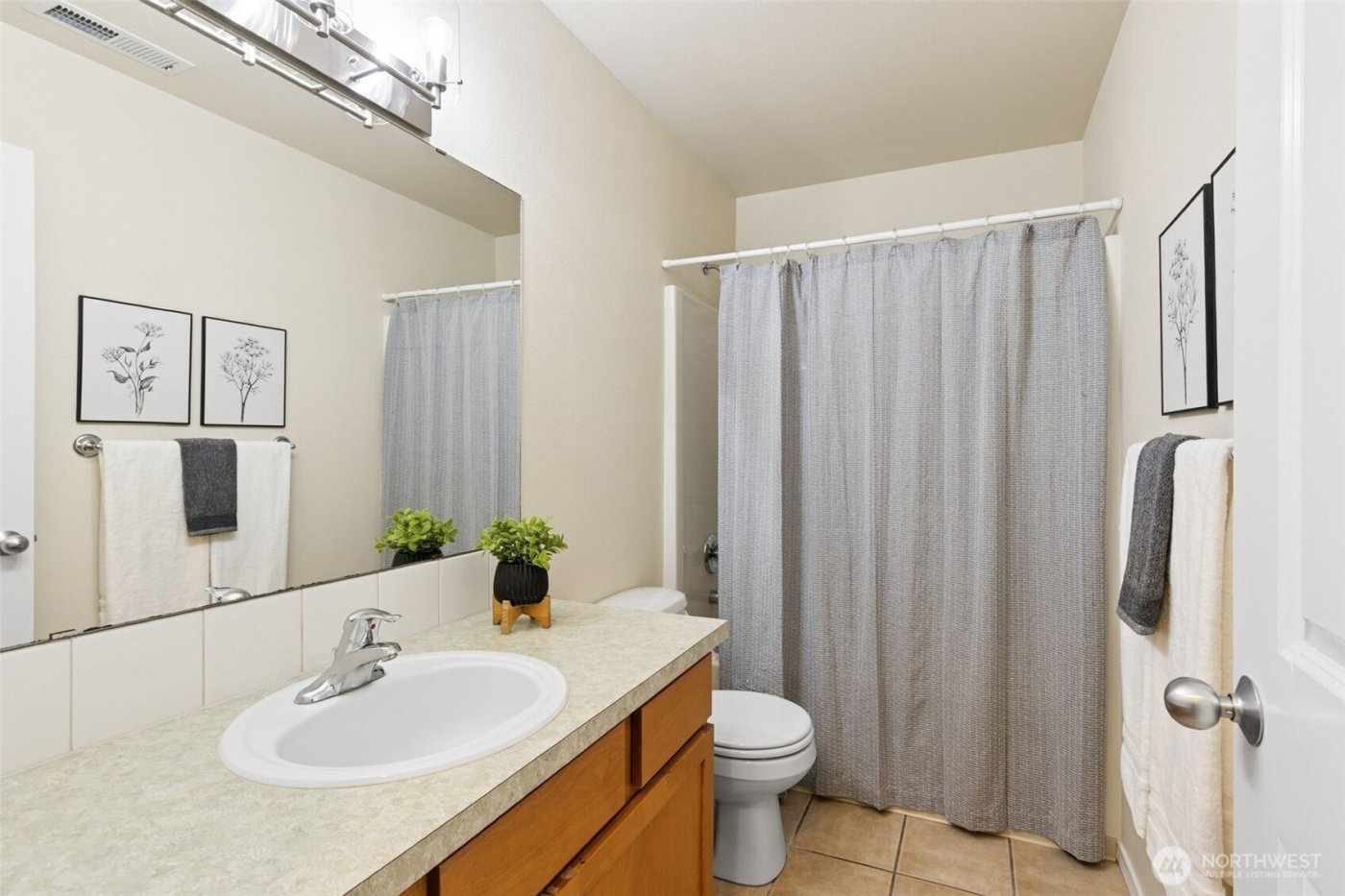 1606 11th Avenue SW, Olympia, WA 98502