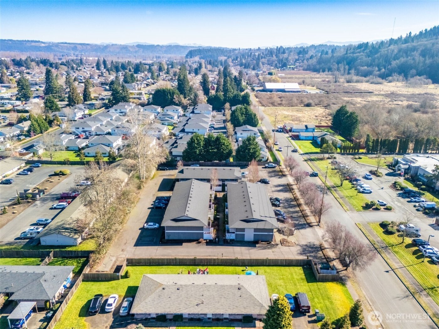 921 12th Avenue SE, Puyallup, WA 98372