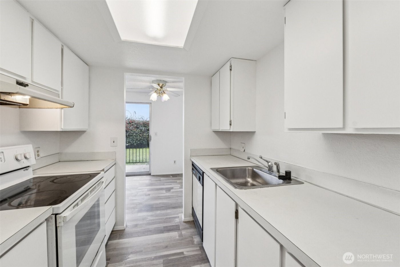 1003 S Pearl Street #B6, Tacoma, WA 98465