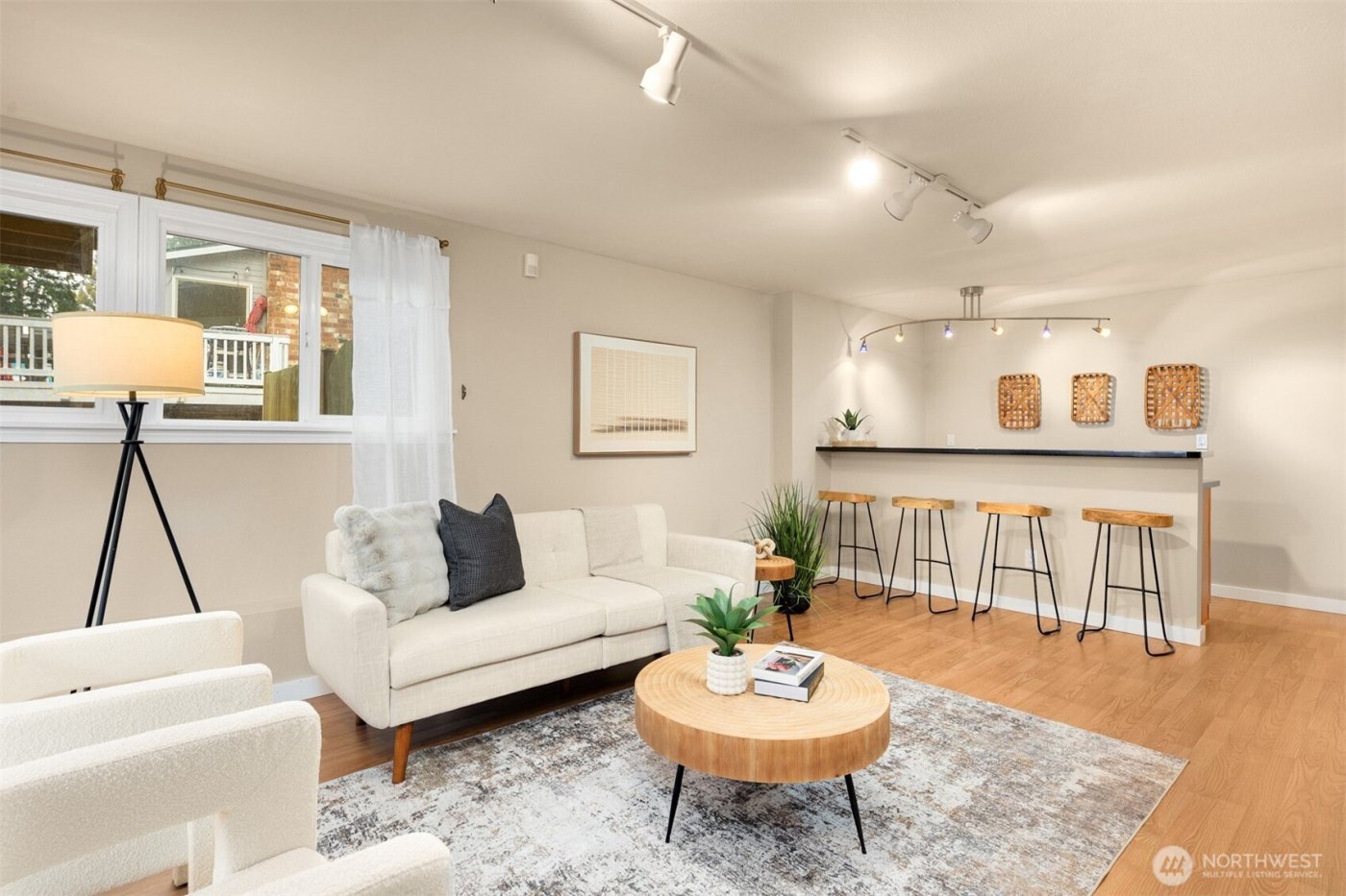 10920 80th Place NE, Kirkland, WA 98034