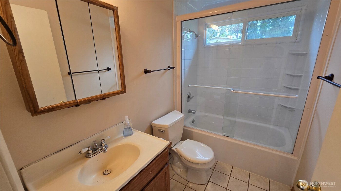 14245 SE 41st Street , Bellevue, WA 98006