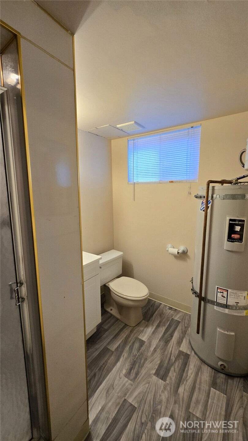 14245 SE 41st Street , Bellevue, WA 98006