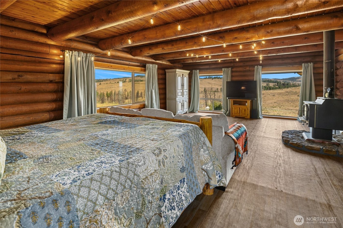 26200 N Wenas Road , Ellensburg, WA 98942