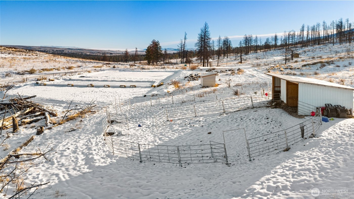 26200 N Wenas Road , Ellensburg, WA 98942