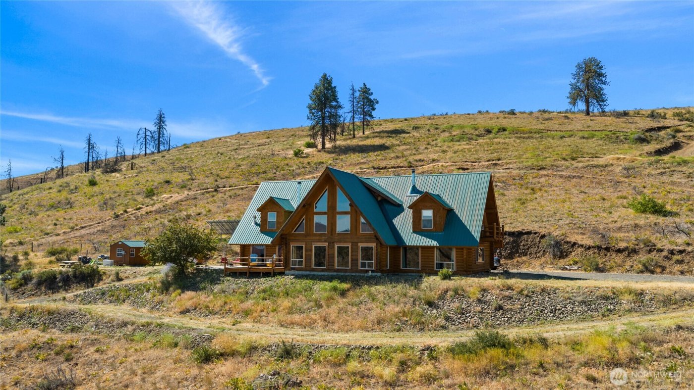26200 N Wenas Road , Ellensburg, WA 98942