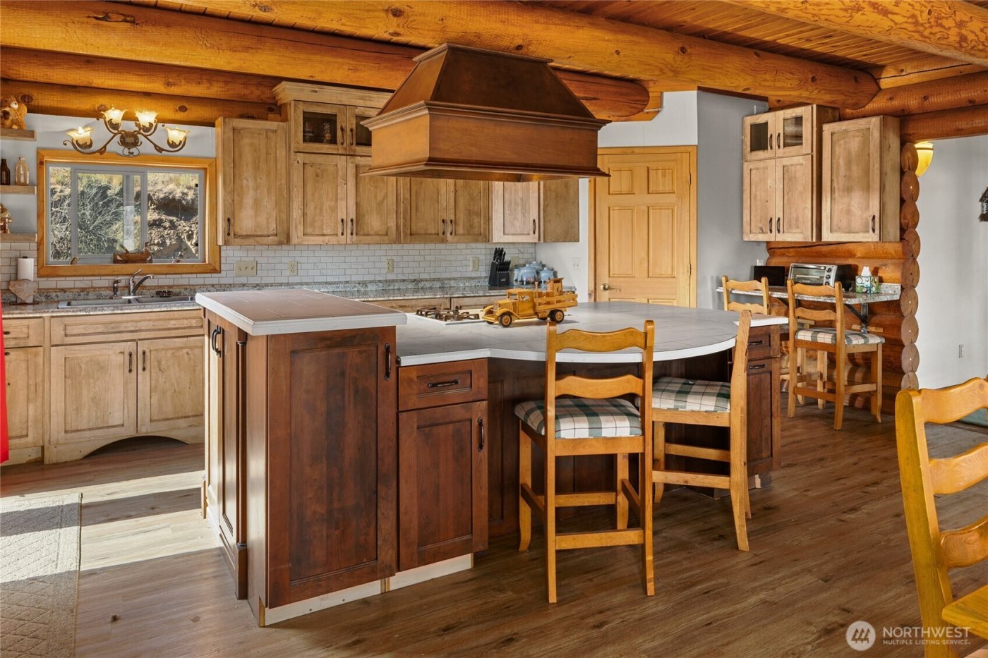 26200 N Wenas Road , Ellensburg, WA 98942