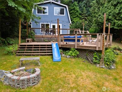 7370 Holiday Boulevard , Anacortes, WA 98221 - Photo 3