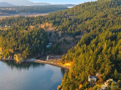 7370 Holiday Boulevard , Anacortes, WA 98221 - Photo 35