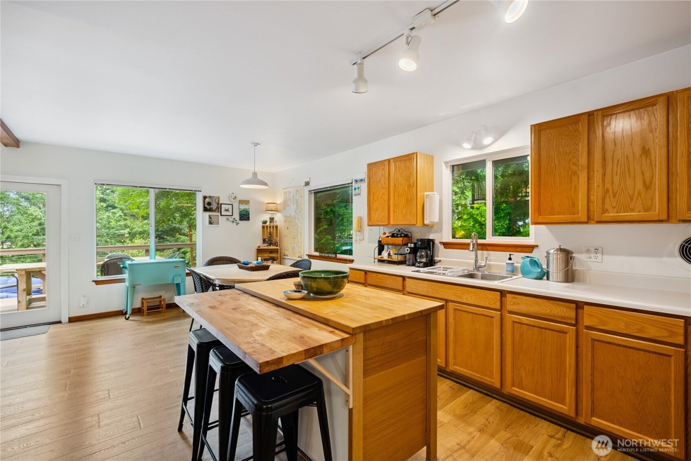 7370 Holiday Boulevard , Anacortes, WA 98221