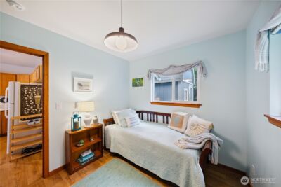 7370 Holiday Boulevard , Anacortes, WA 98221 - Photo 10