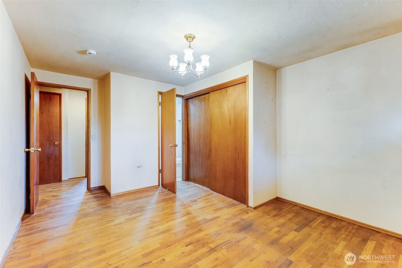 1319 Wood Avenue , Sumner, WA 98390