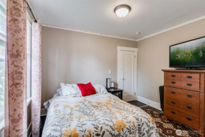 220 S 47th Street , Tacoma, WA 98408 - Photo 11
