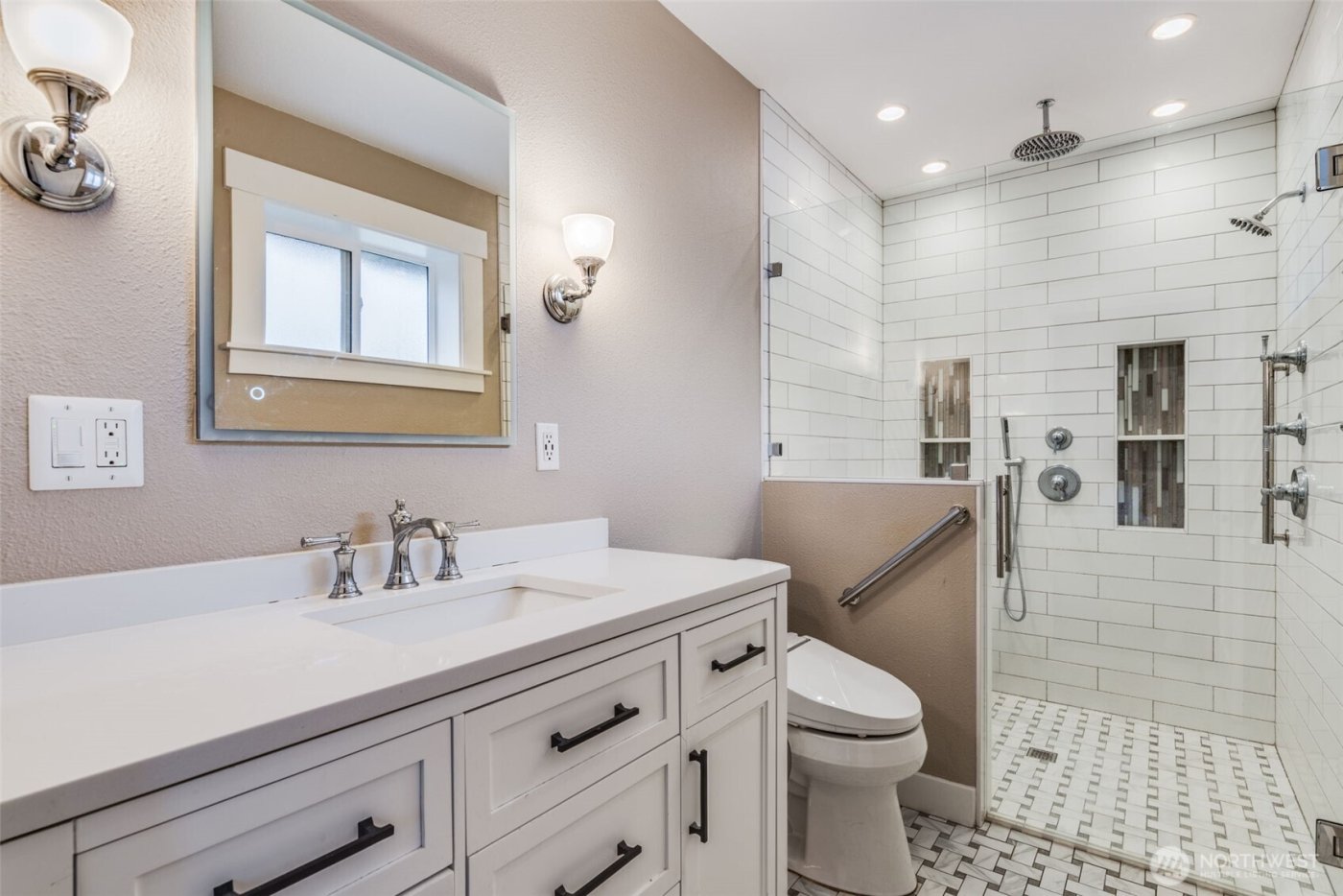 220 S 47th Street , Tacoma, WA 98408