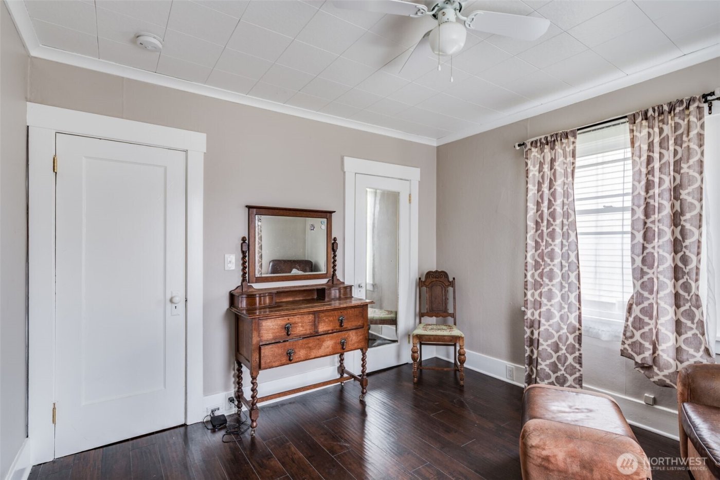 220 S 47th Street , Tacoma, WA 98408