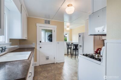 220 S 47th Street , Tacoma, WA 98408 - Photo 5