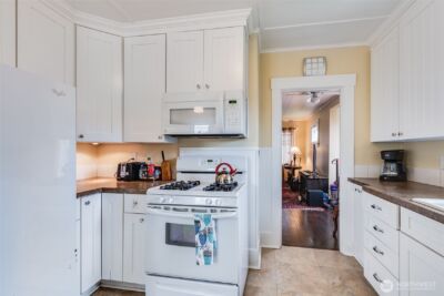 220 S 47th Street , Tacoma, WA 98408 - Photo 6