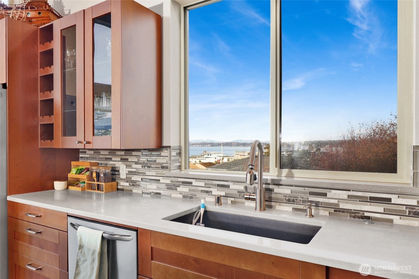 7444 Jackson Road , Blaine, WA 98230