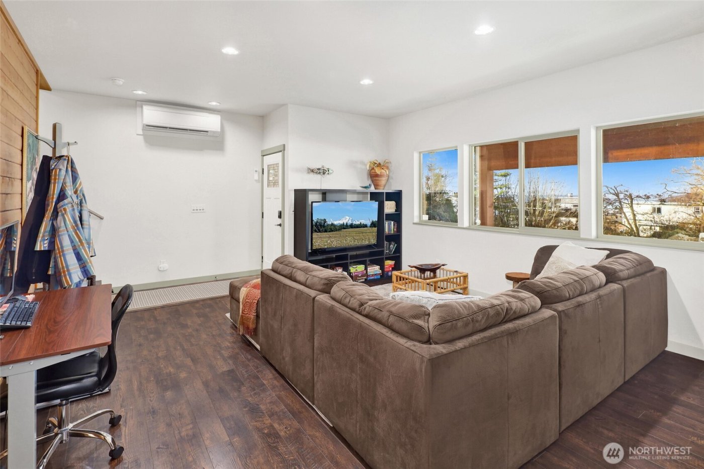 7444 Jackson Road , Blaine, WA 98230