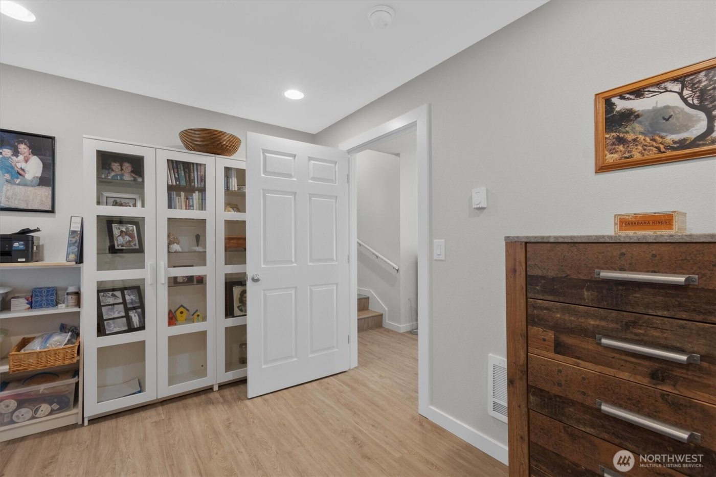 5 W Cape Horn Road , Cathlamet, WA 98612