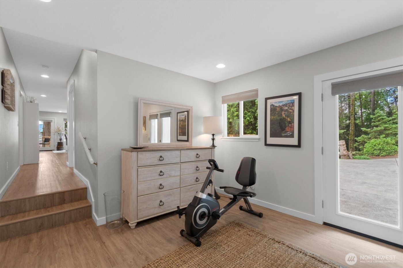 5 W Cape Horn Road , Cathlamet, WA 98612