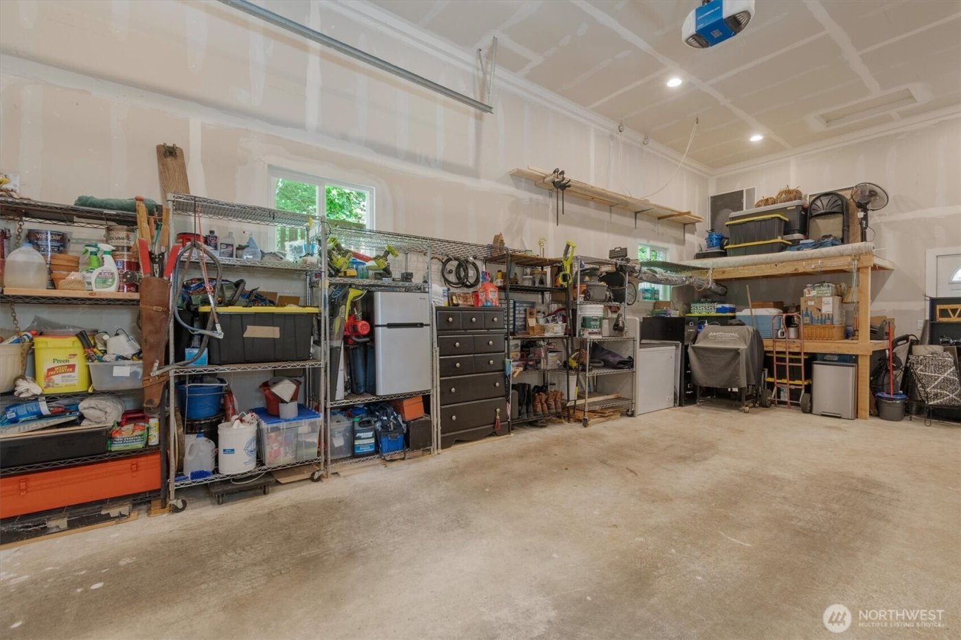 5 W Cape Horn Road , Cathlamet, WA 98612