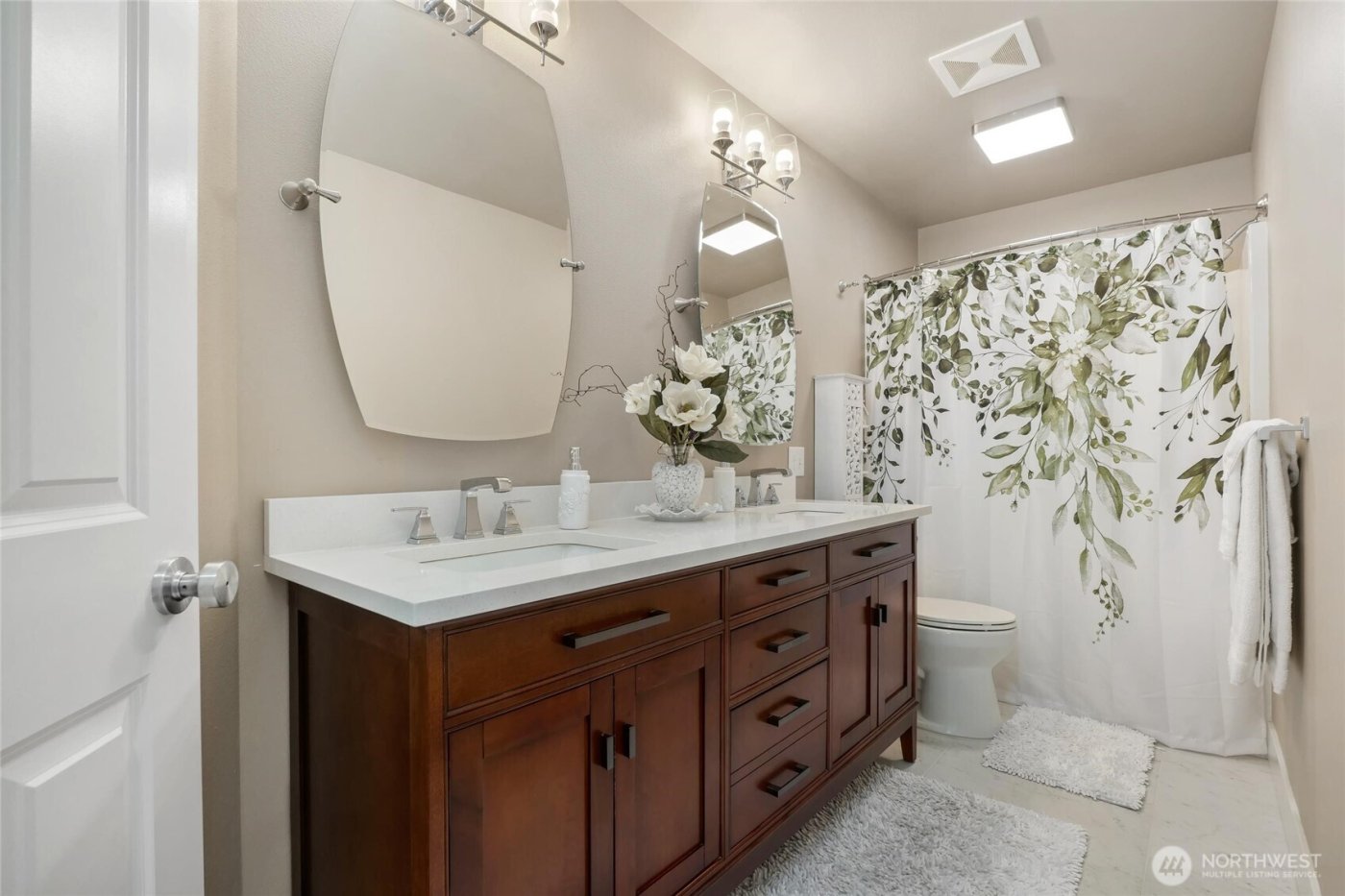 342 Echo Ridge Way , Camano Island, WA 98282