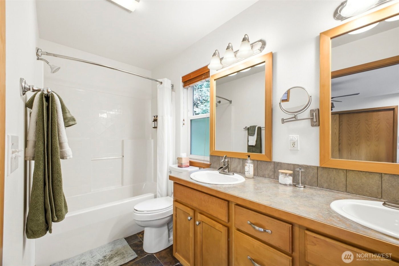 19 Horseshoe Circle , Bellingham, WA 98229
