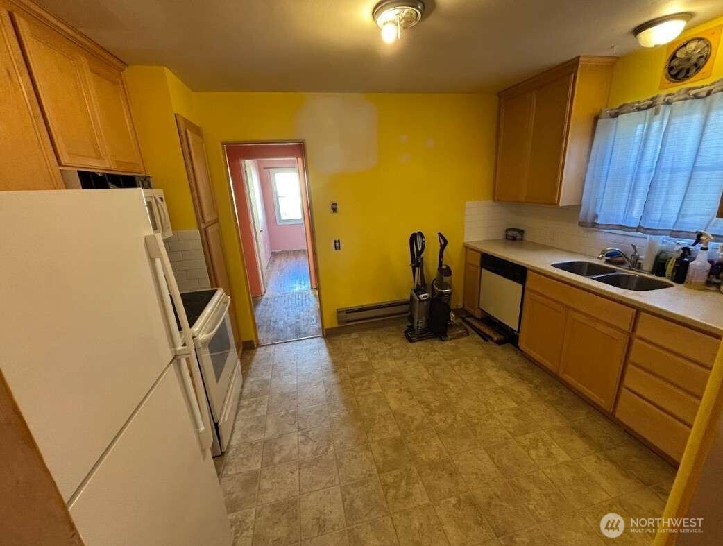 6441 S Prospect Street , Tacoma, WA 98409