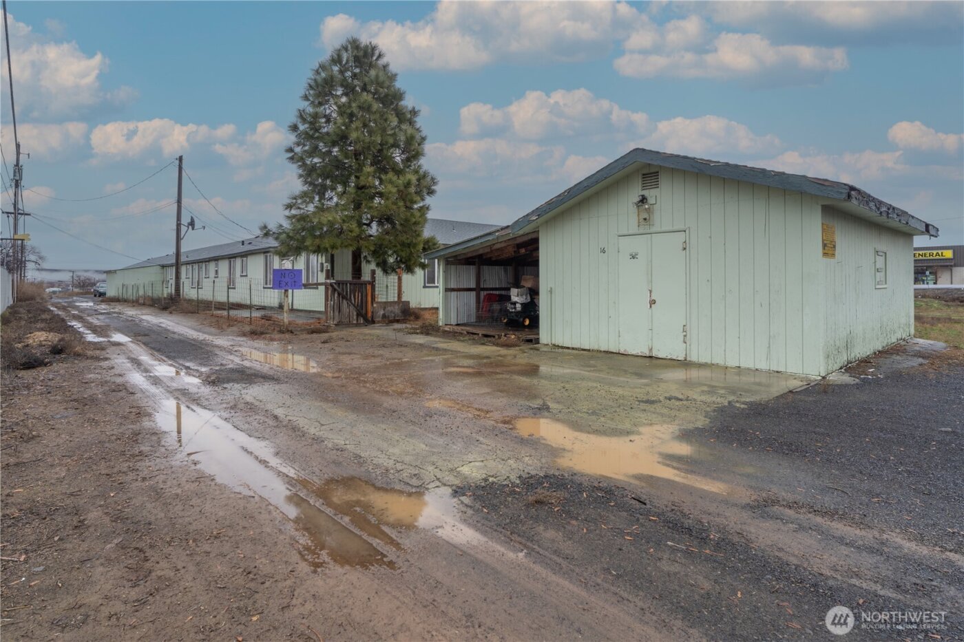 68 W State Highway 28 , Soap Lake, WA 98851