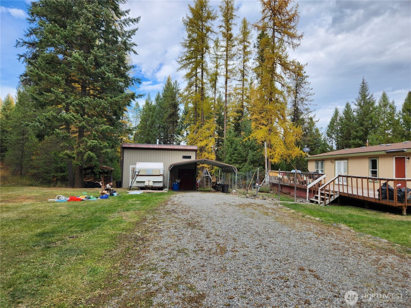 30822 E Highway 20 , Republic, WA 99166