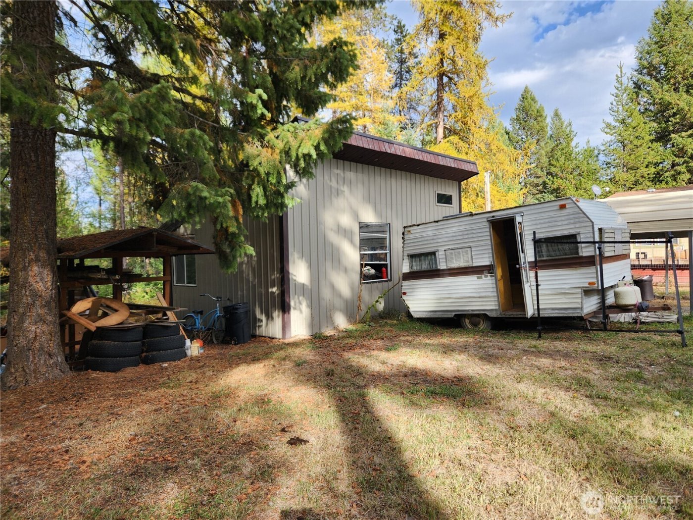 30822 E Highway 20 , Republic, WA 99166