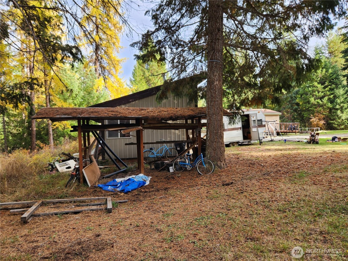 30822 E Highway 20 , Republic, WA 99166