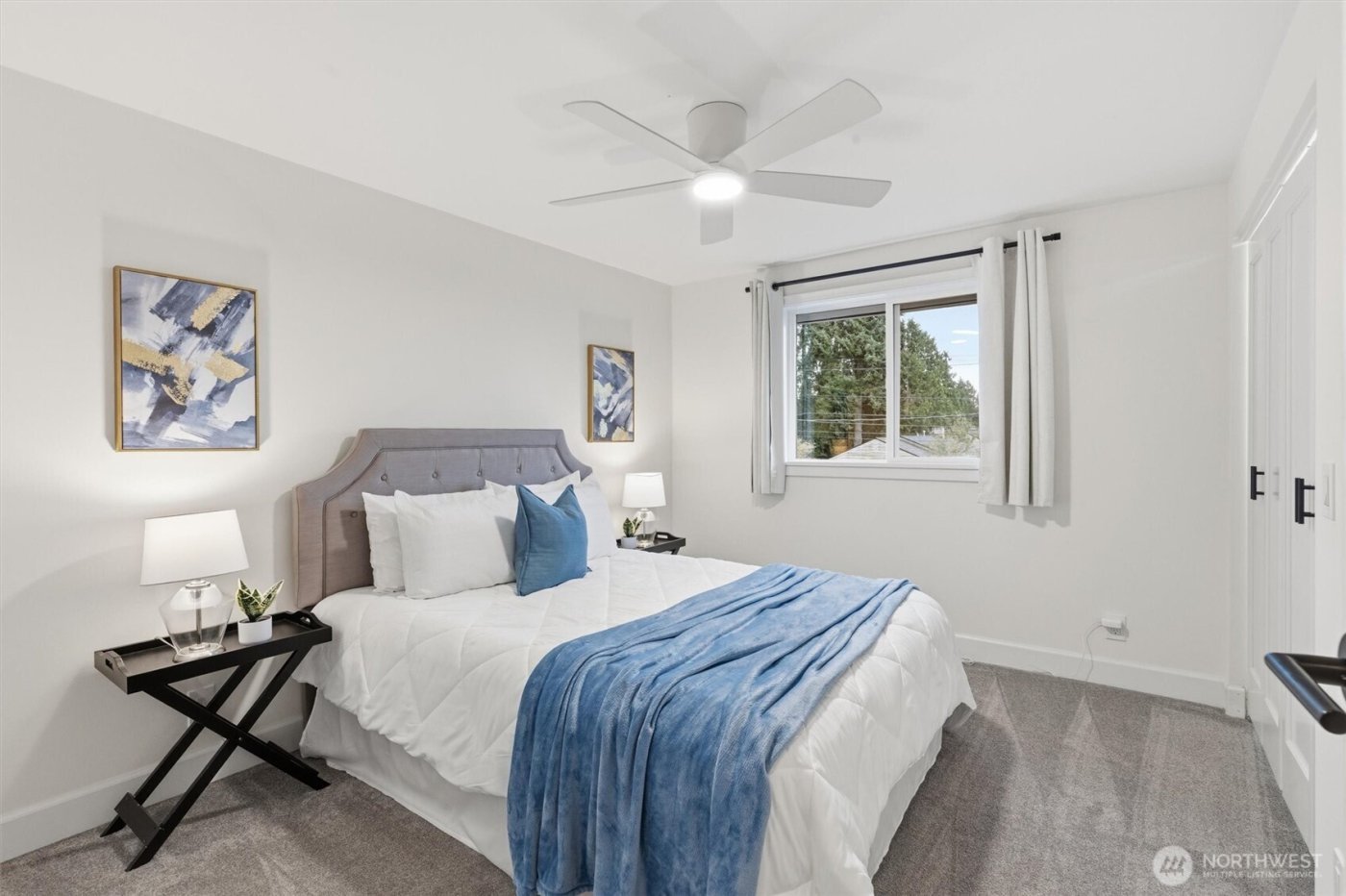 320 NW 110th Street , Seattle, WA 98177