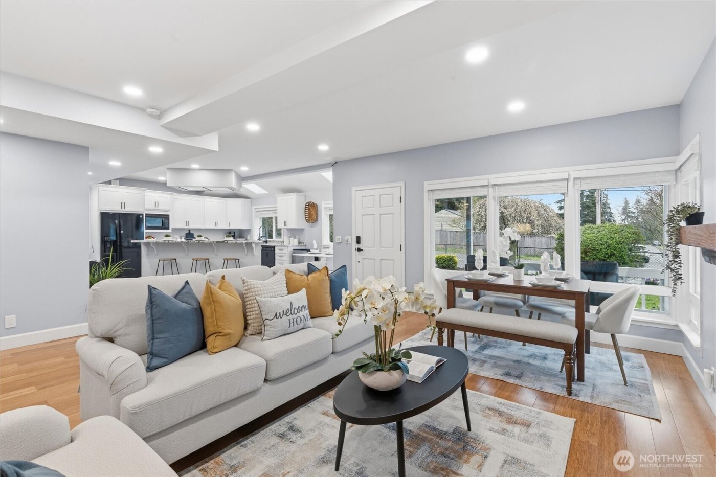 320 NW 110th Street , Seattle, WA 98177