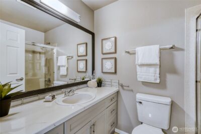 10511 Midvale Avenue N #302, Seattle, WA 98133 - Photo 18