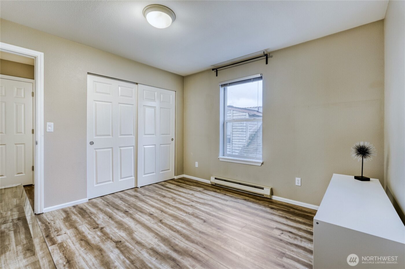 10511 Midvale Avenue N #302, Seattle, WA 98133