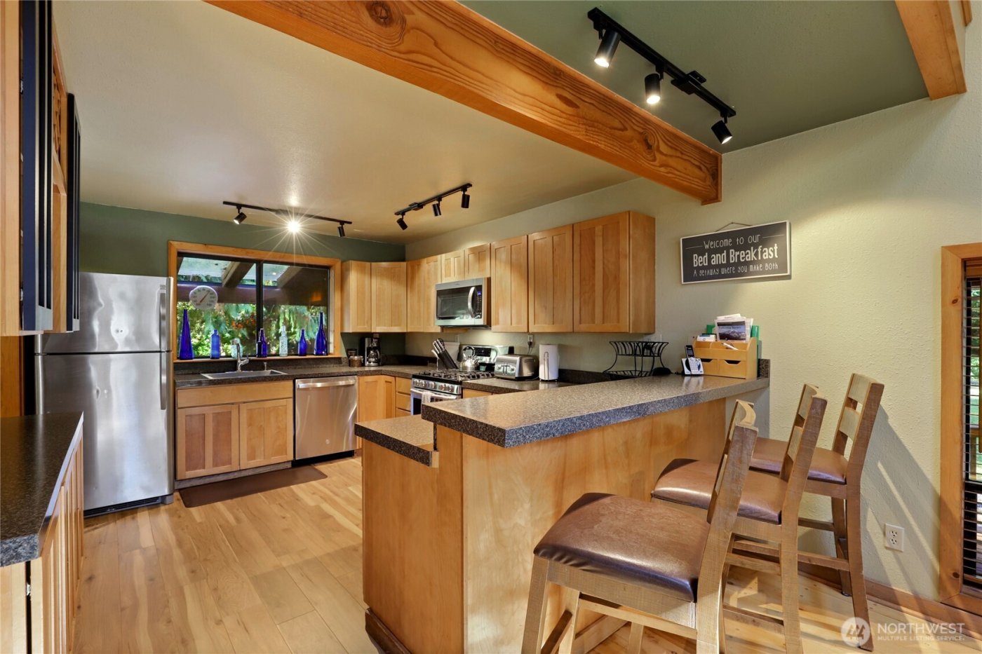 56818 387th Avenue Ct E, Ashford, WA 98304-9781