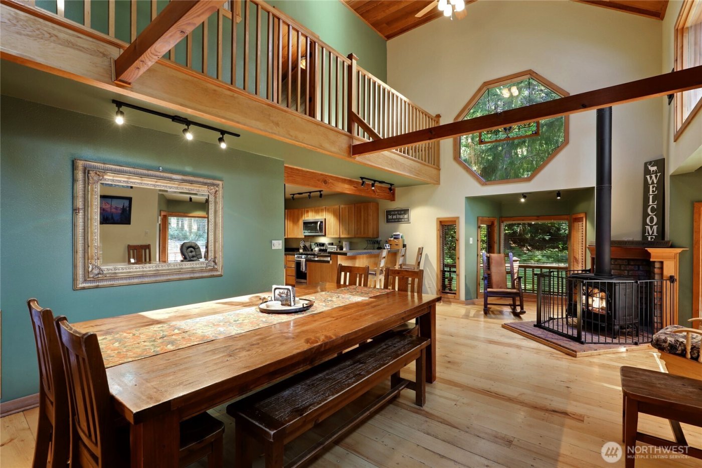 56818 387th Avenue Ct E, Ashford, WA 98304-9781